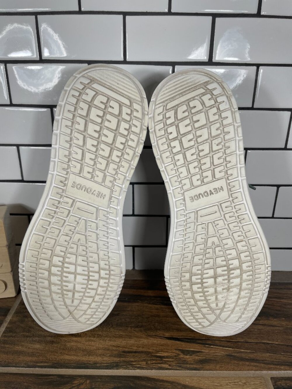 Hey Dude Hugo Shoes Mens Size 11 Stretch Gray Lightweight Casual Slip On - Picture 7 of 13